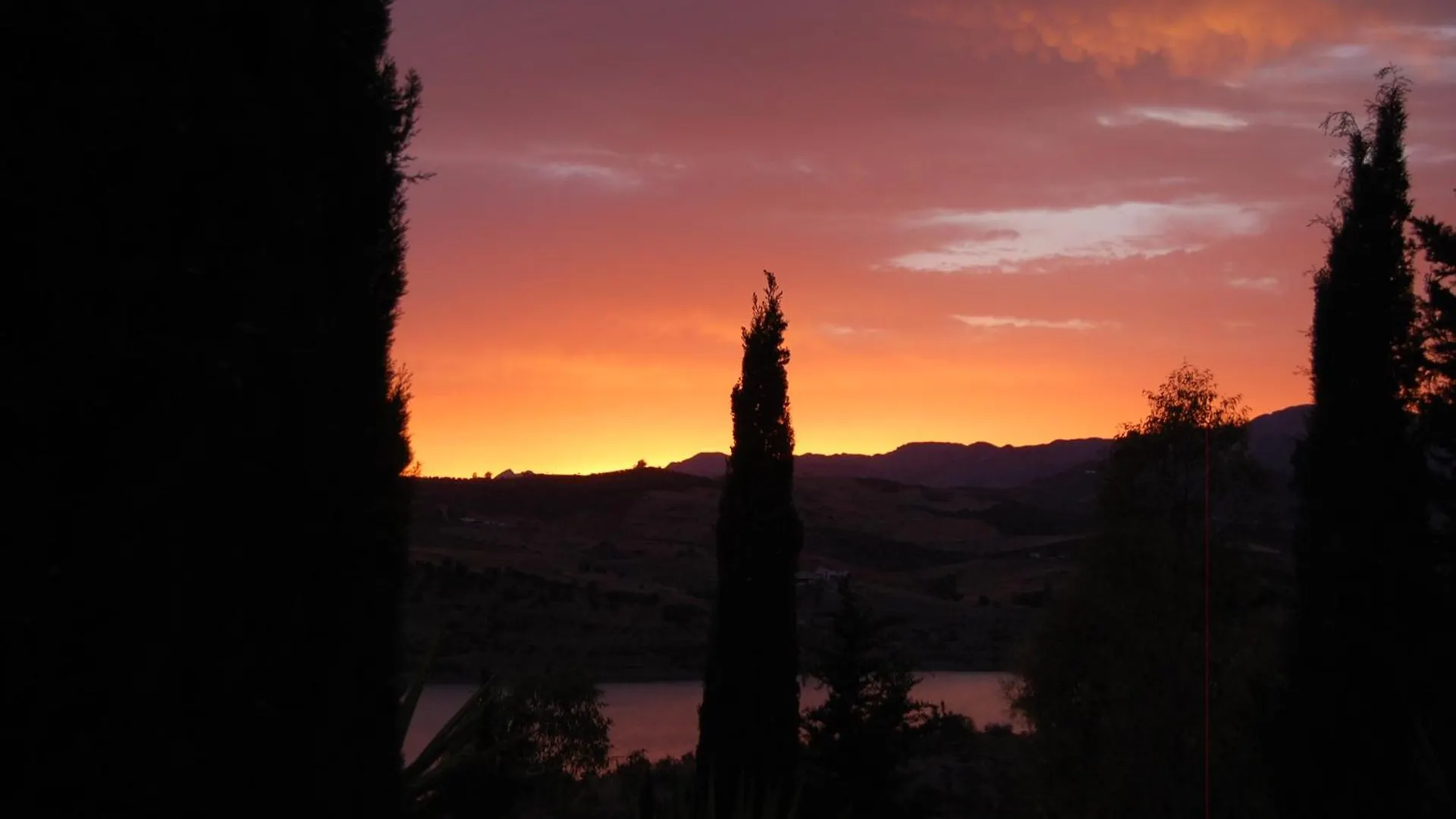 Casa Herrera'S Quiet Lake Escape Malaga 0*,