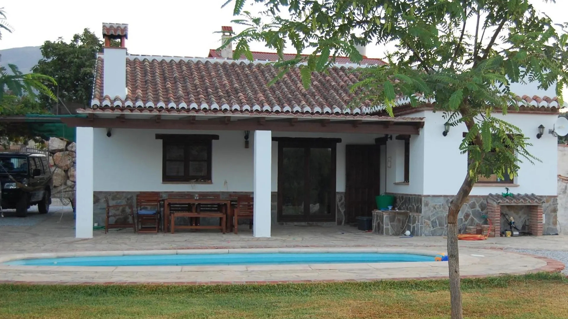 Casa Herrera'S Quiet Lake Escape Malaga